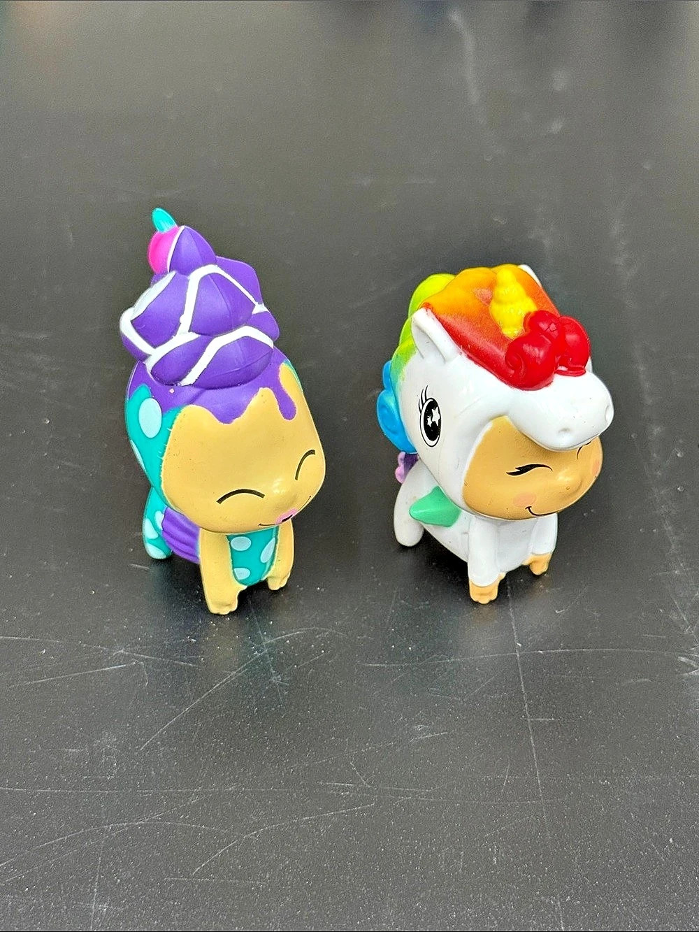 Hasbro Hanazuki Lunalux Little Dreamer Cupcake & Unicorn Figures 2017 Lot of 2